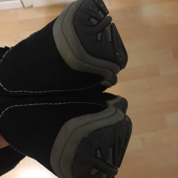 Almost new Khombu faux-fur lined winter boots - Picture 11 of 11